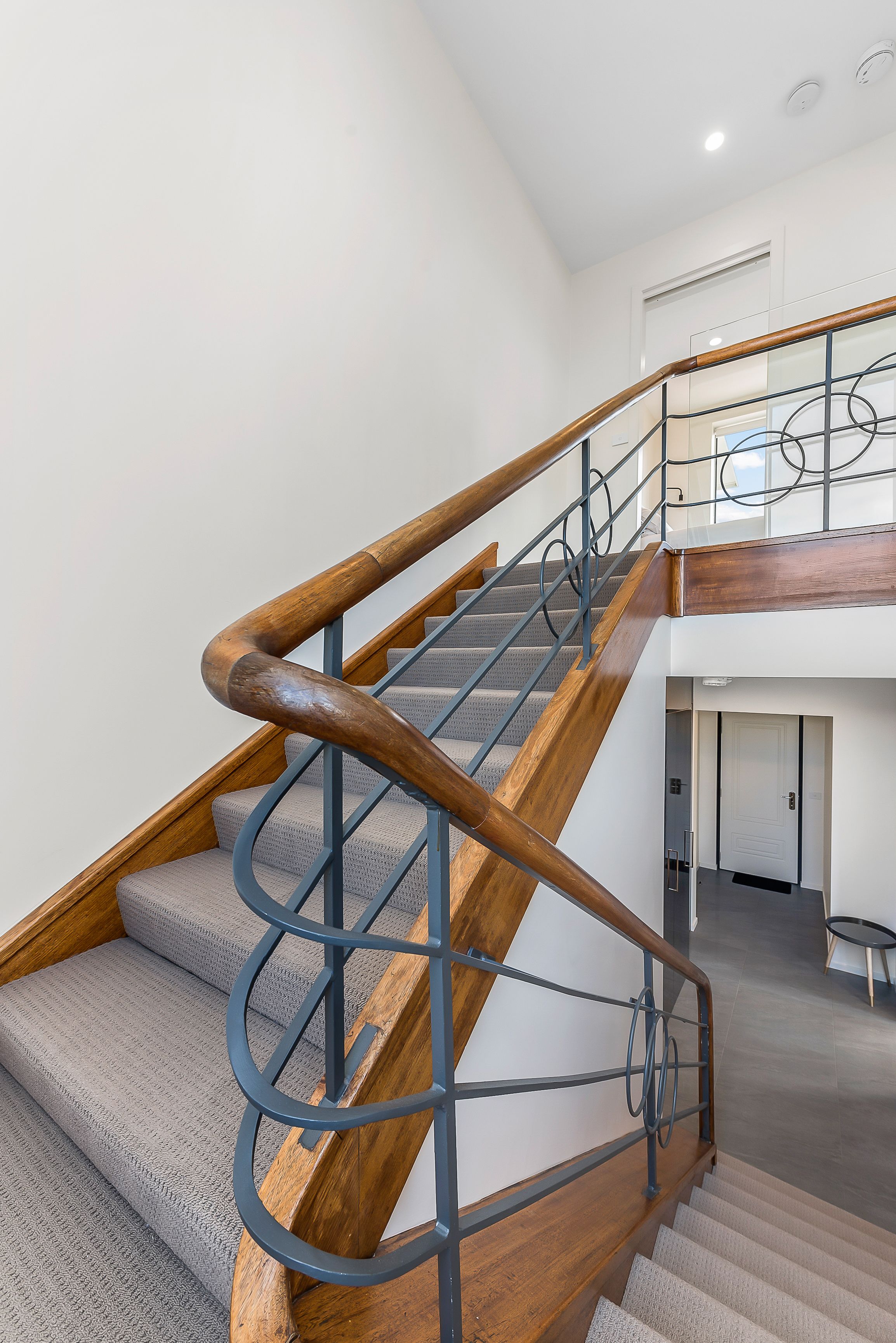 110 Hampden Apartments — image 30