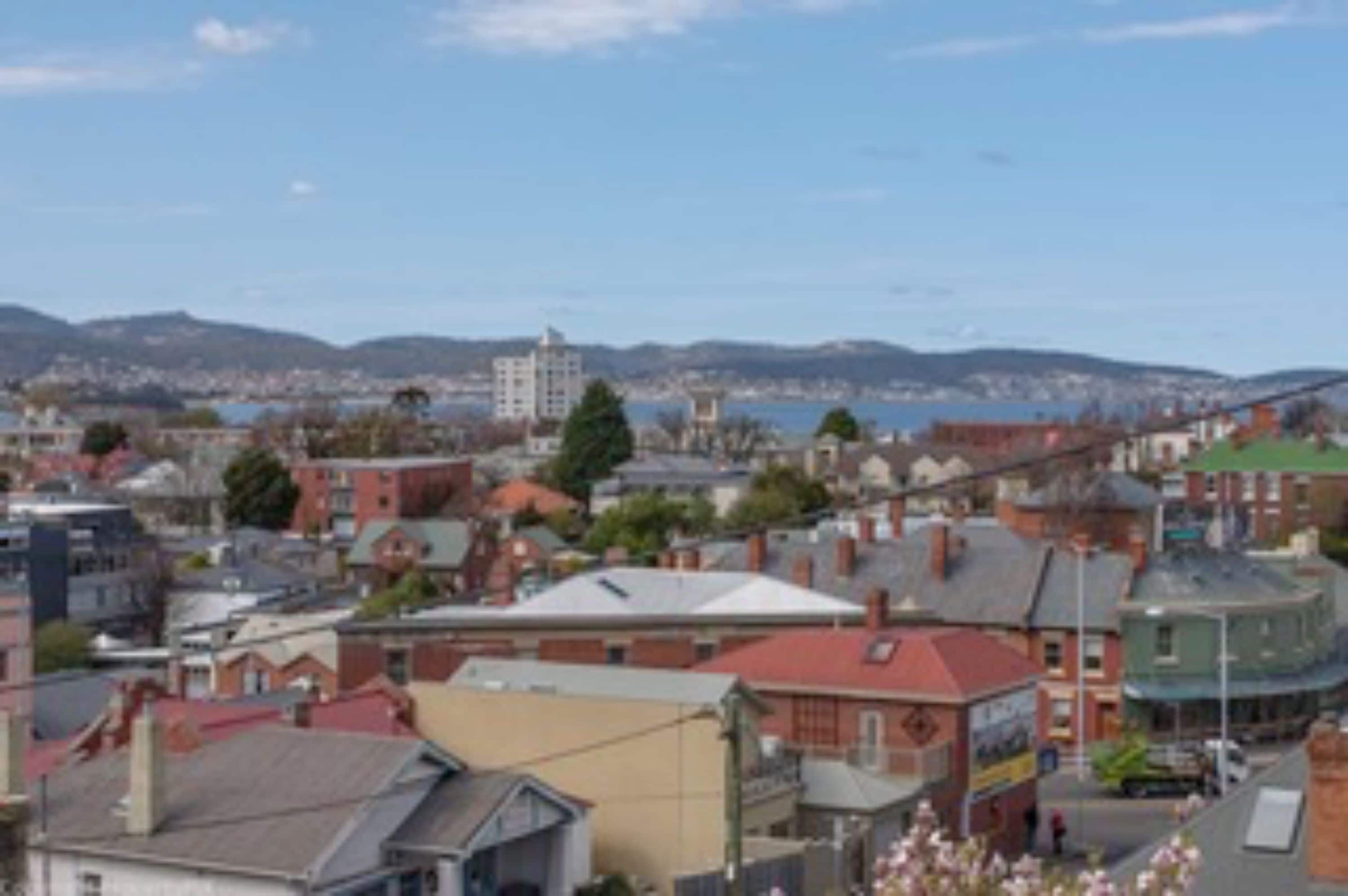 110 Hampden Apartments — image 23