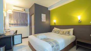 Superior 1 Double Bed | In-room safe, desk, blackout drapes, free WiFi