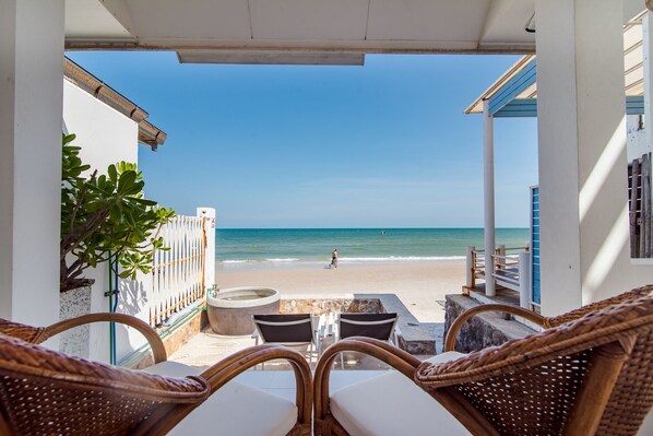 One Bedroom Beachfront suite | Balkongutsikt