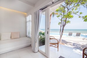 One Bedroom Beachfront Pool access | Minibar, in-room safe, individually decorated, rollaway beds - Baan Kang Mung Hua Hin On The Beach (Hua Hin)