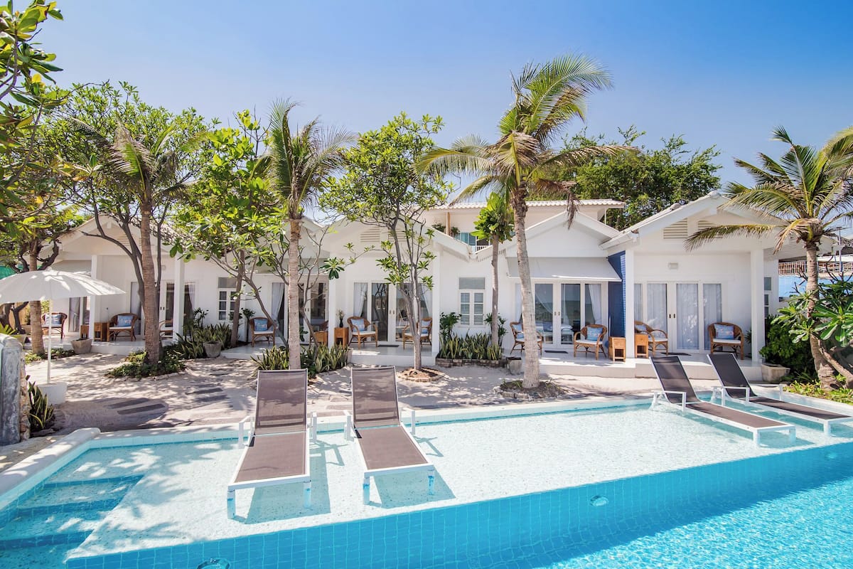 One Bedroom Beachfront Pool access | Frigobar, cofres nos quartos, camas extras/dobráveis (sobretaxa)
