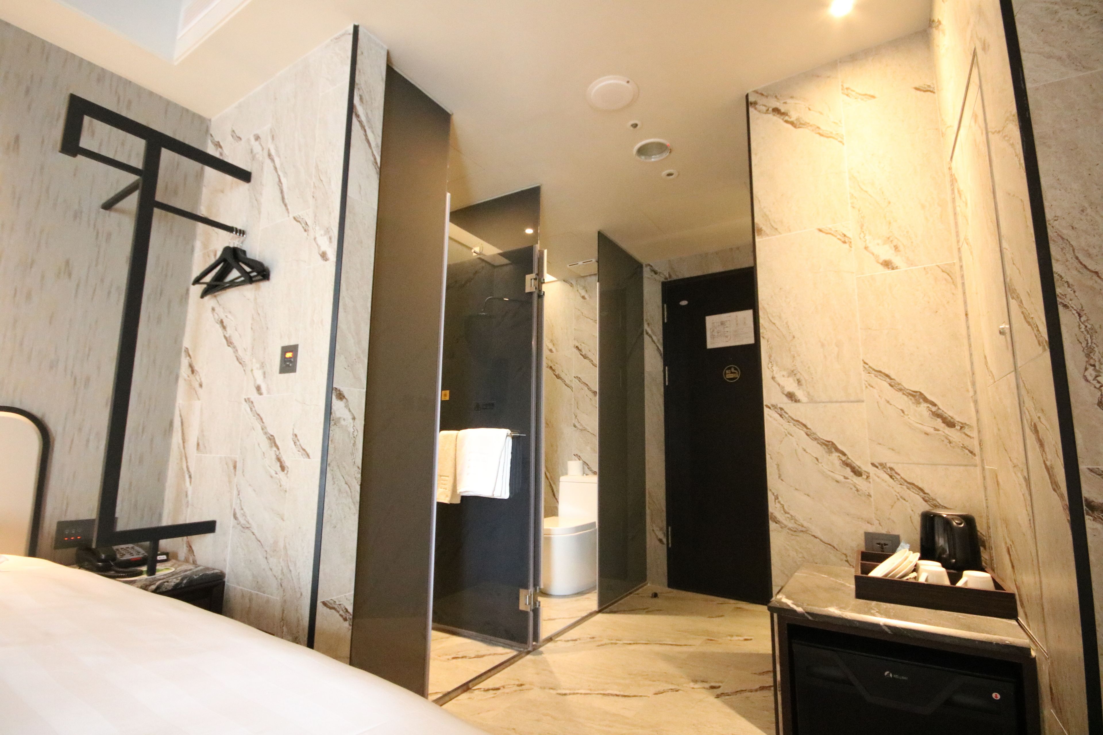 triple room | bathroom | shower, hair dryer, slippers, towels