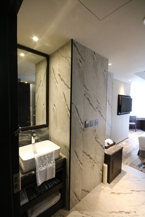 Triple Room - Hotel Midtown Richardson Kaohsiung Boai (Kaohsiung)