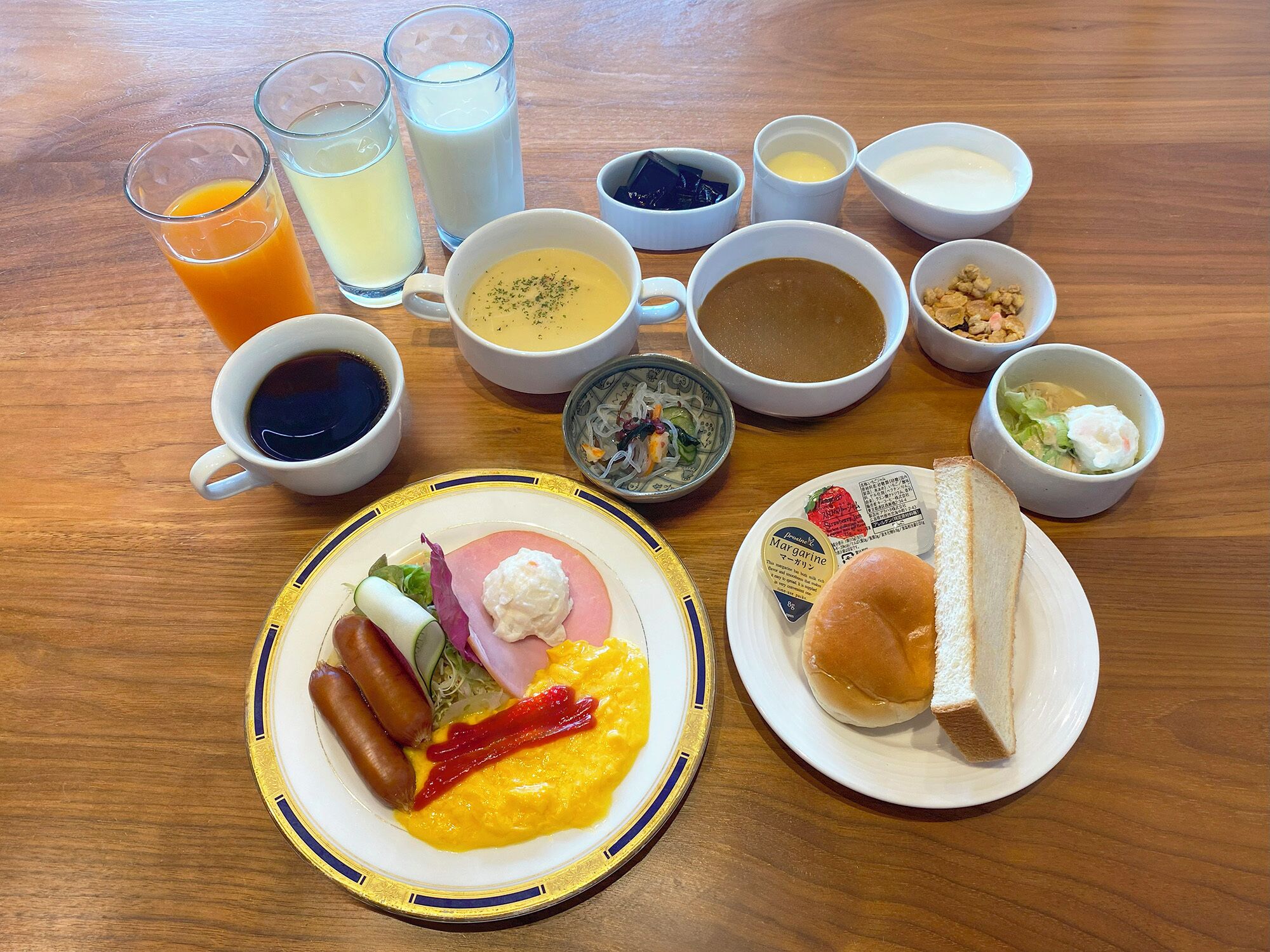 daily japanese breakfast (jpy 1300 per person)