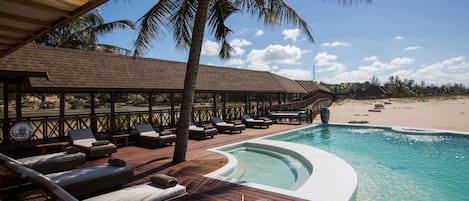 Outdoor pool, sun loungers