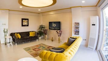 Sala de estar en el lobby