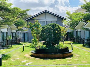 Garden - Sandy Clay Bungalows (Sihanoukville)