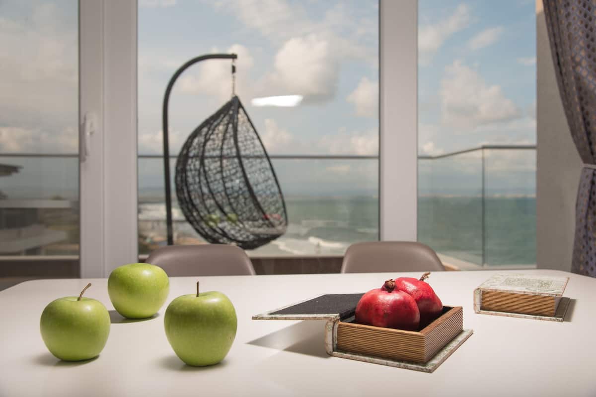 Panoramic VIP Apartment, 2 Bedrooms, Sea View