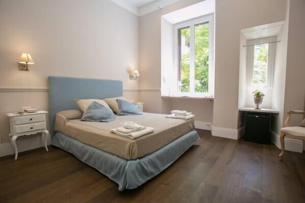 Doppia Premium | Biancheria da letto di alta qualità, minibar, una cassaforte in camera