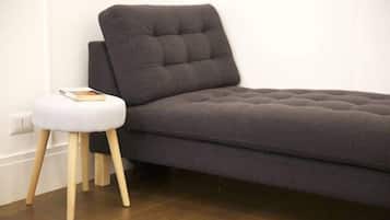 Junior-Suite, Balkon | Hochwertige Bettwaren, Minibar, Zimmersafe, Schreibtisch