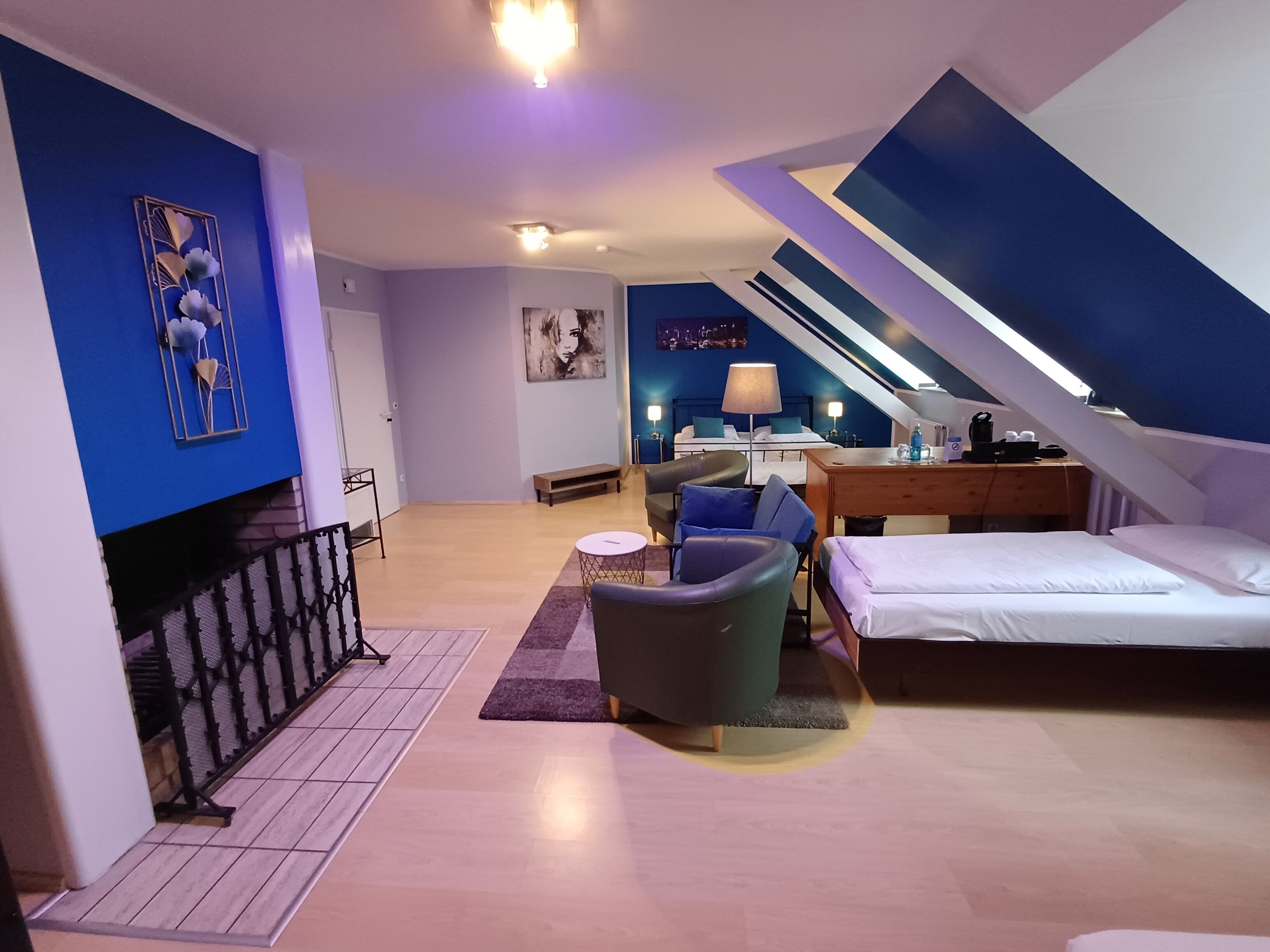 junior suite | 1 bedroom, desk, soundproofing, bed sheets