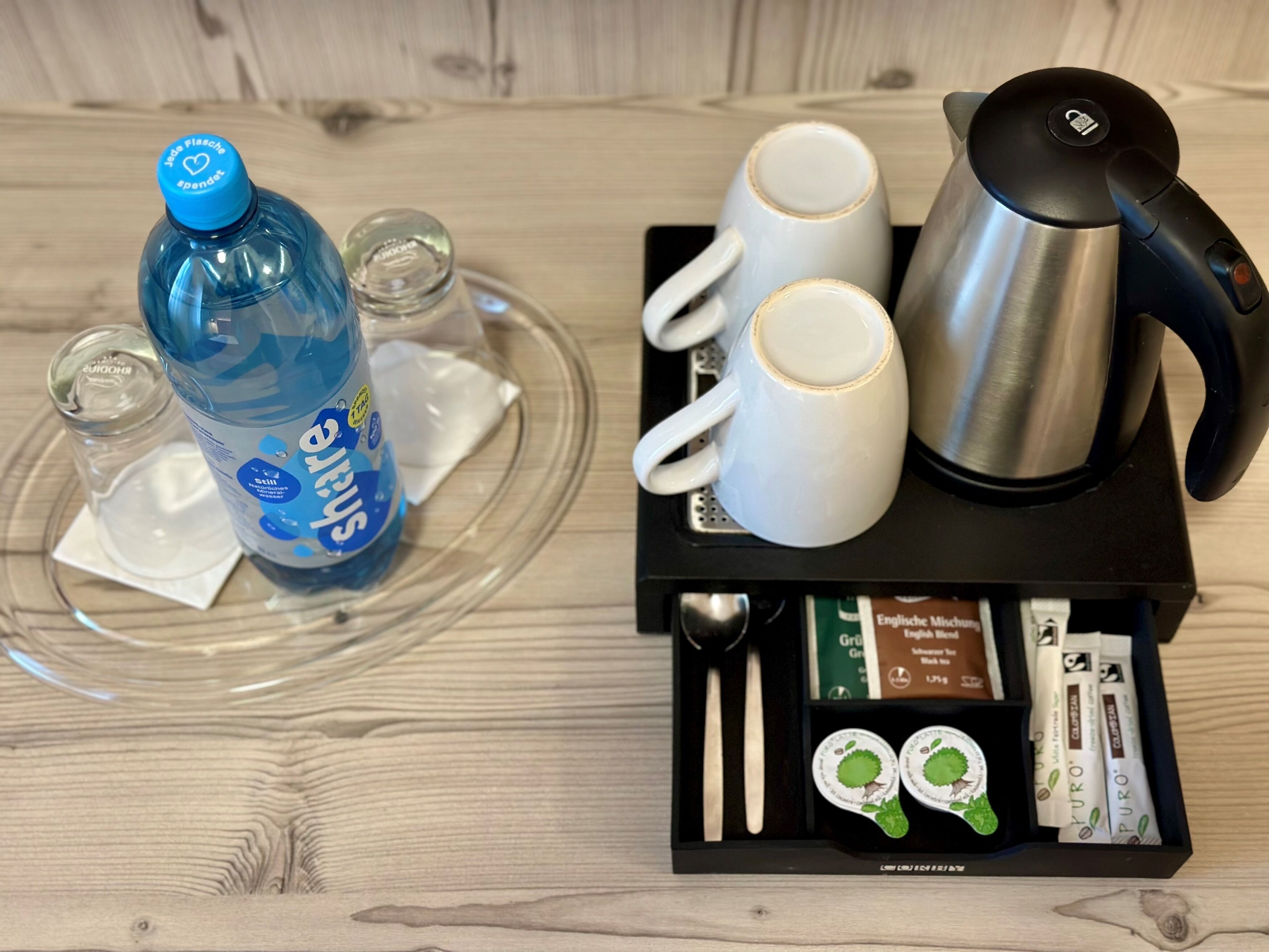 double room compact | coffee and/or coffee maker