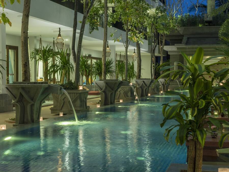 Outdoor pool, open 9 AM to 6 PM, sun loungers