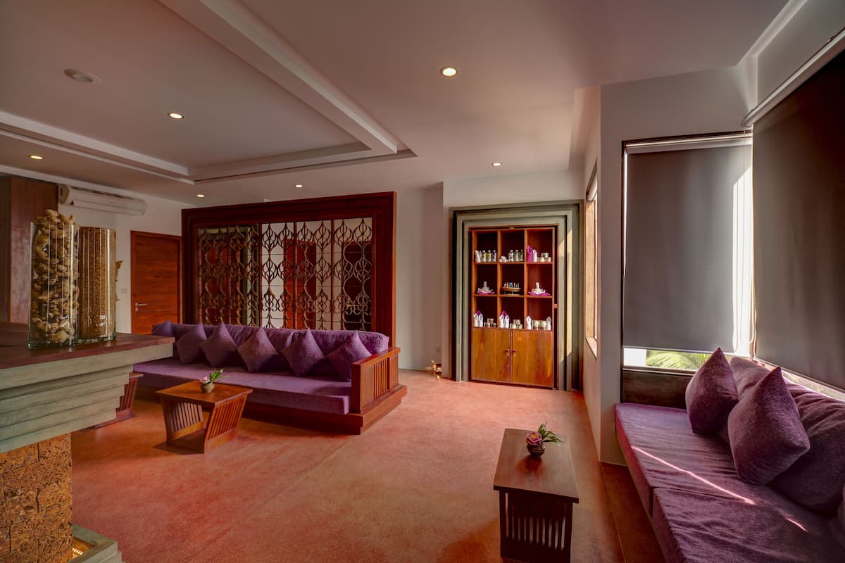 couples treatment room(s), body treatments, aromatherapy