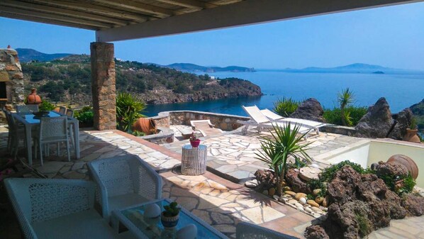 Private pool villa with sea view | Beach/ocean view