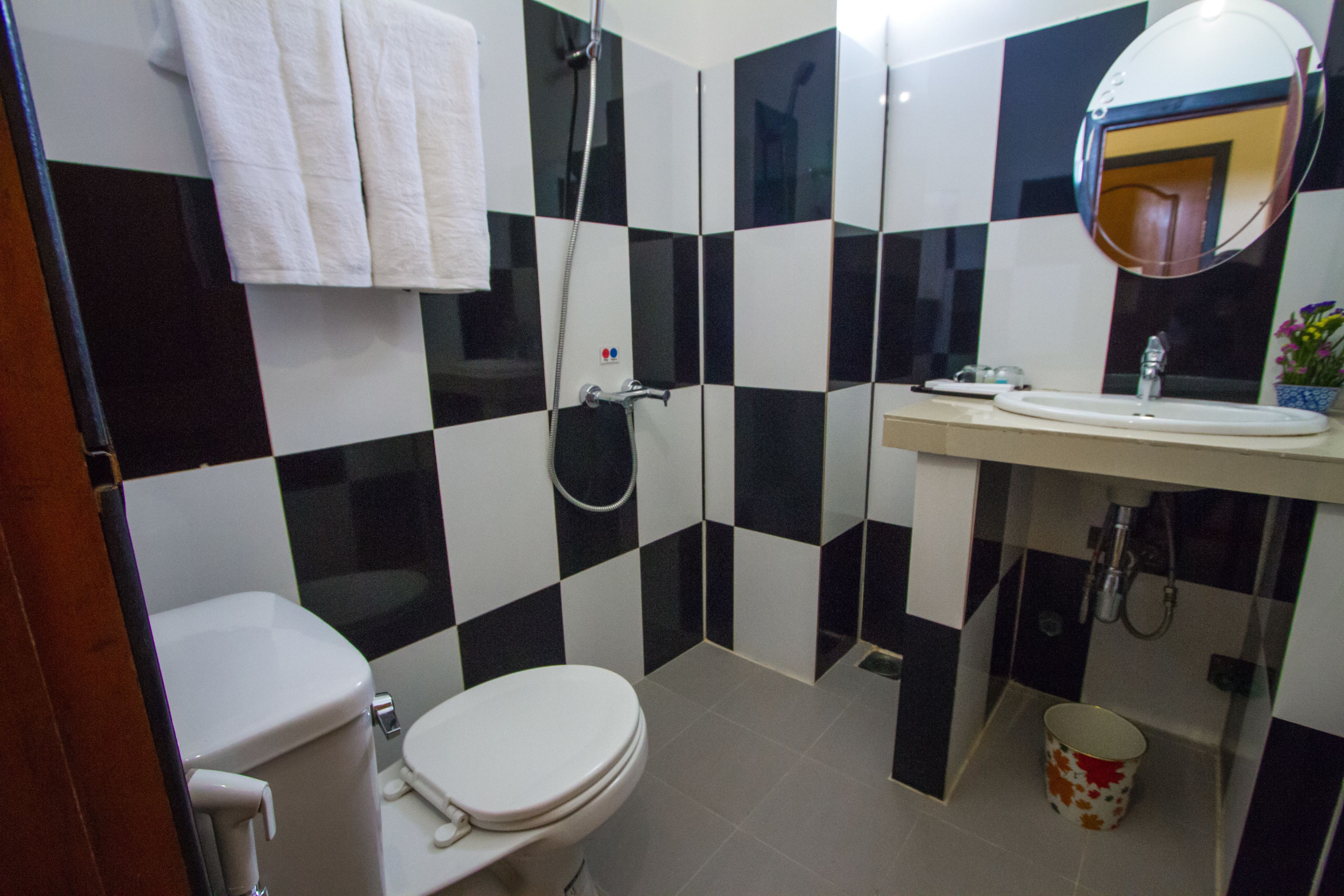 shower, free toiletries, hair dryer, slippers