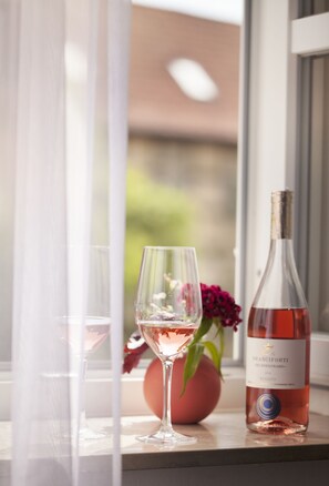 Double or Twin Room | Terrace/patio - ONNO Boutique Hotel & Apartments (Rendsburg)