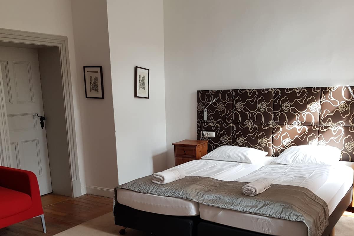 Kamar Double | Wi-Fi gratis dan seprai linen