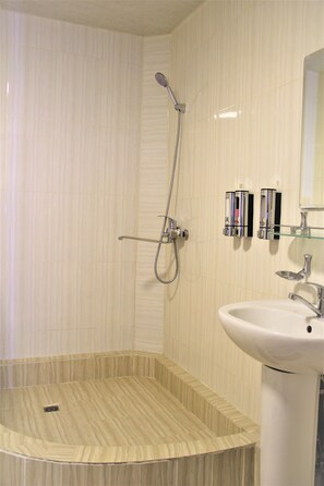Economy Double Room, 2 Double Beds | Bathroom | Free toiletries, hair dryer, slippers, towels