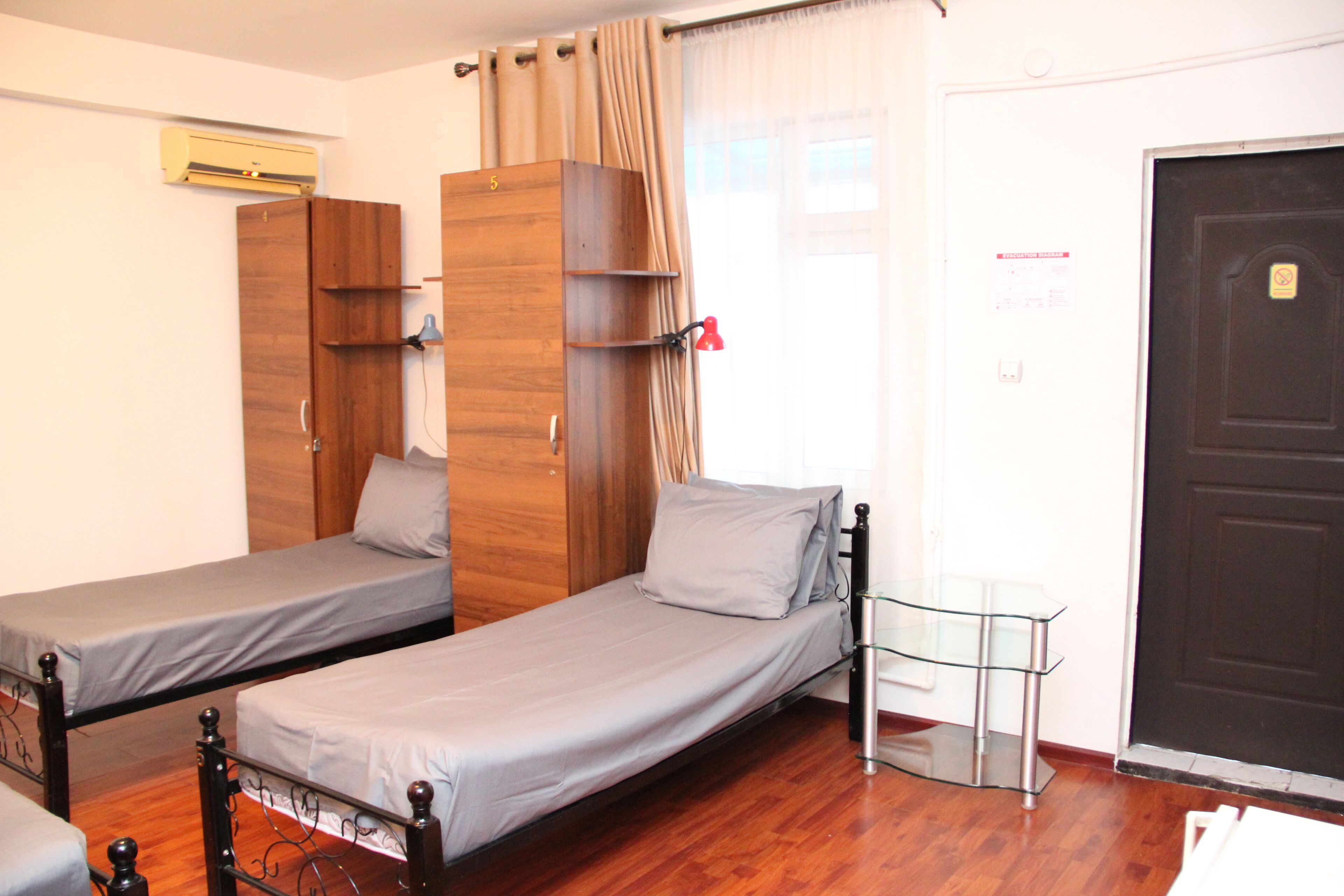 Foto - Anvar's Guests