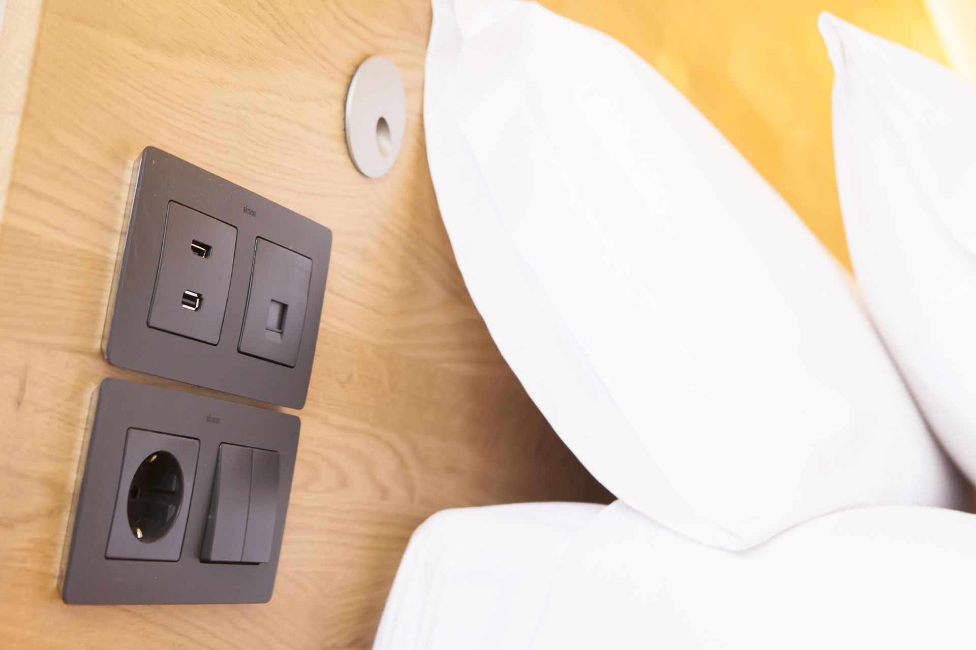 standard double or twin room | minibar, desk, blackout curtains, free cots/infant beds