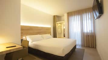 Minibar, desk, blackout drapes, free cribs/infant beds