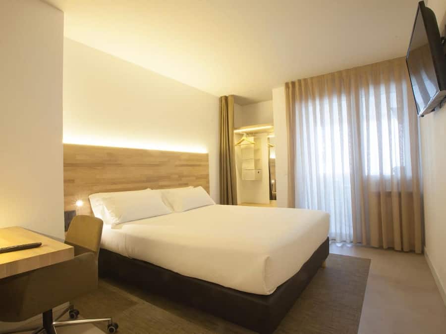 Minibar, desk, blackout curtains, free cots/infant beds