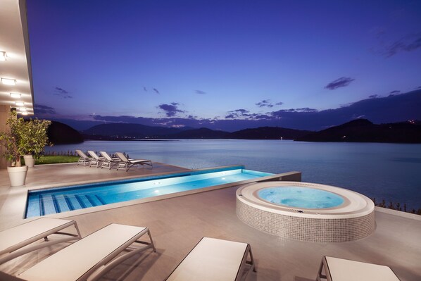 Indoor pool, seasonal outdoor pool