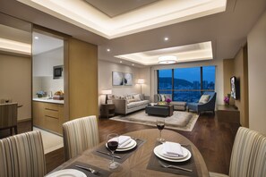 Deluxe Apartment, 3 Bedrooms | Down comforters, in-room safe, desk, laptop workspace - Somerset Software Park Xiamen (Xiamen)