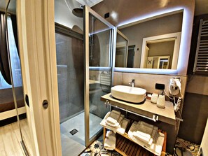 Bathroom - Fabio Massimo Guest House (Rome)