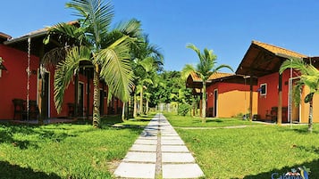 Standard Cabin (Triple) | Garden view