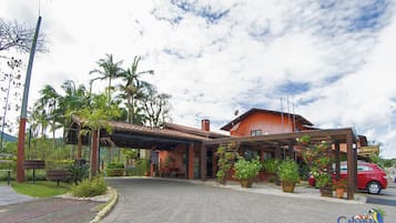 Bagian depan properti