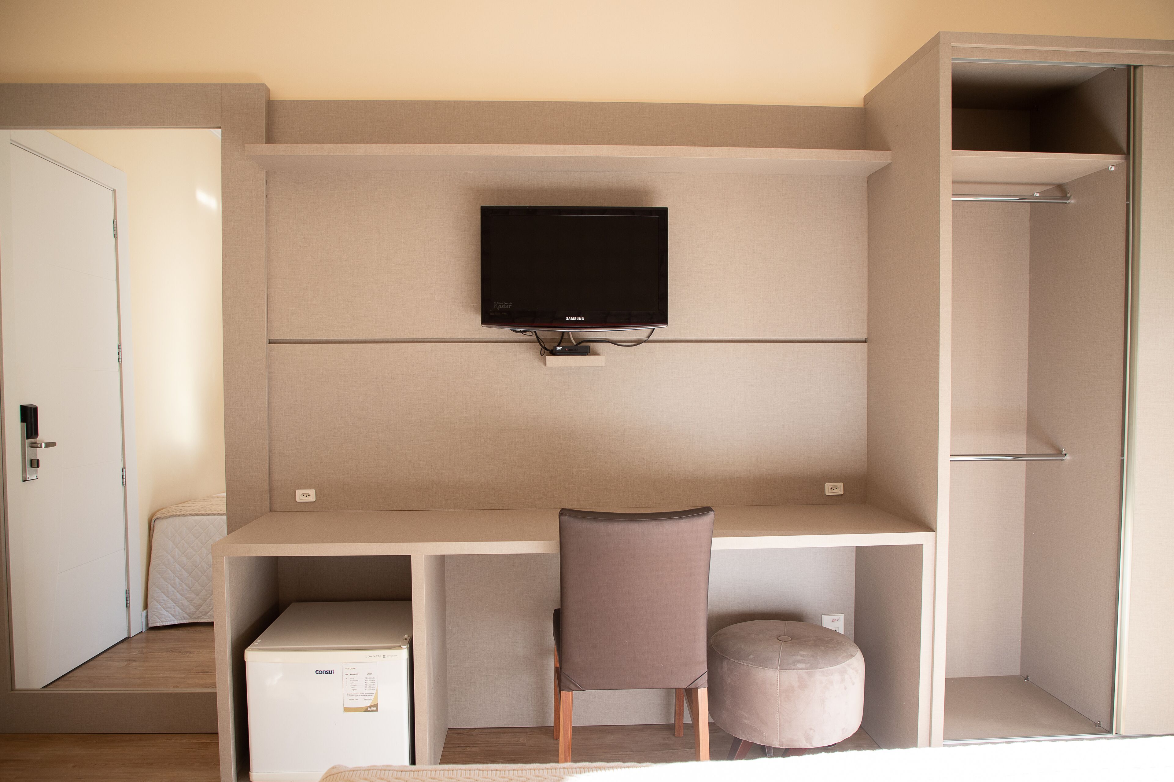 luxury apartment, 1 bedroom, garden view (triple) | pillow-top beds, minibar, in-room safe, desk