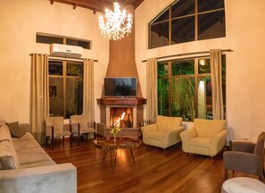 Living area - Hotel Kaster (Gramado)