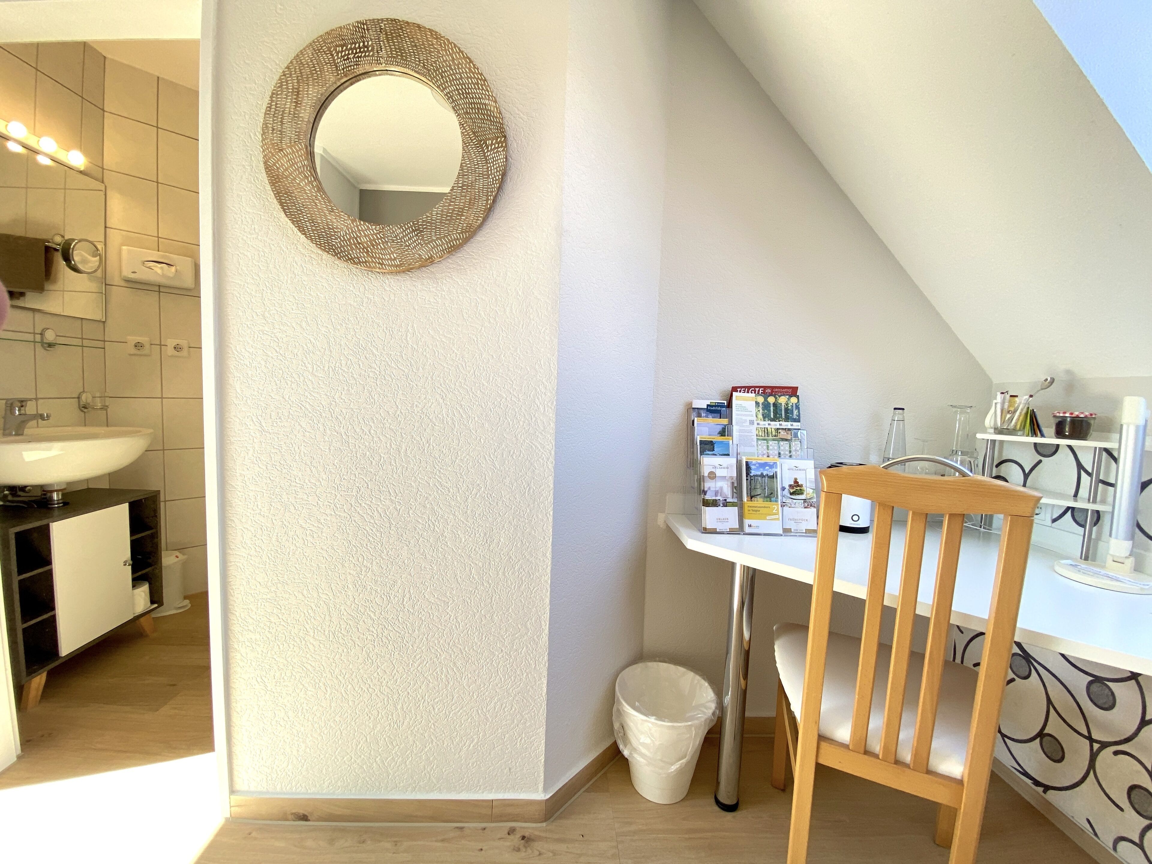 single room | 1 bedroom, hypo-allergenic bedding, in-room safe, desk