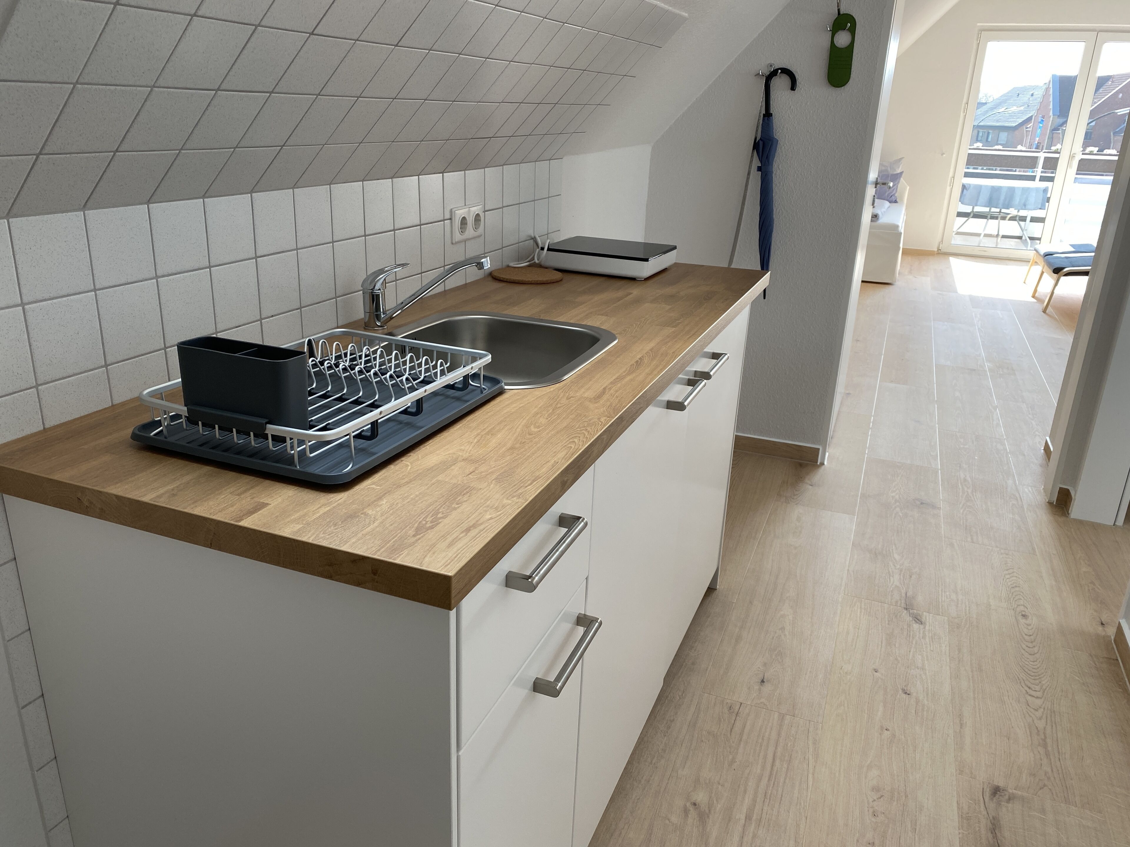 family room | private kitchen | coffee/tea maker, electric kettle, eco-friendly cleaning products