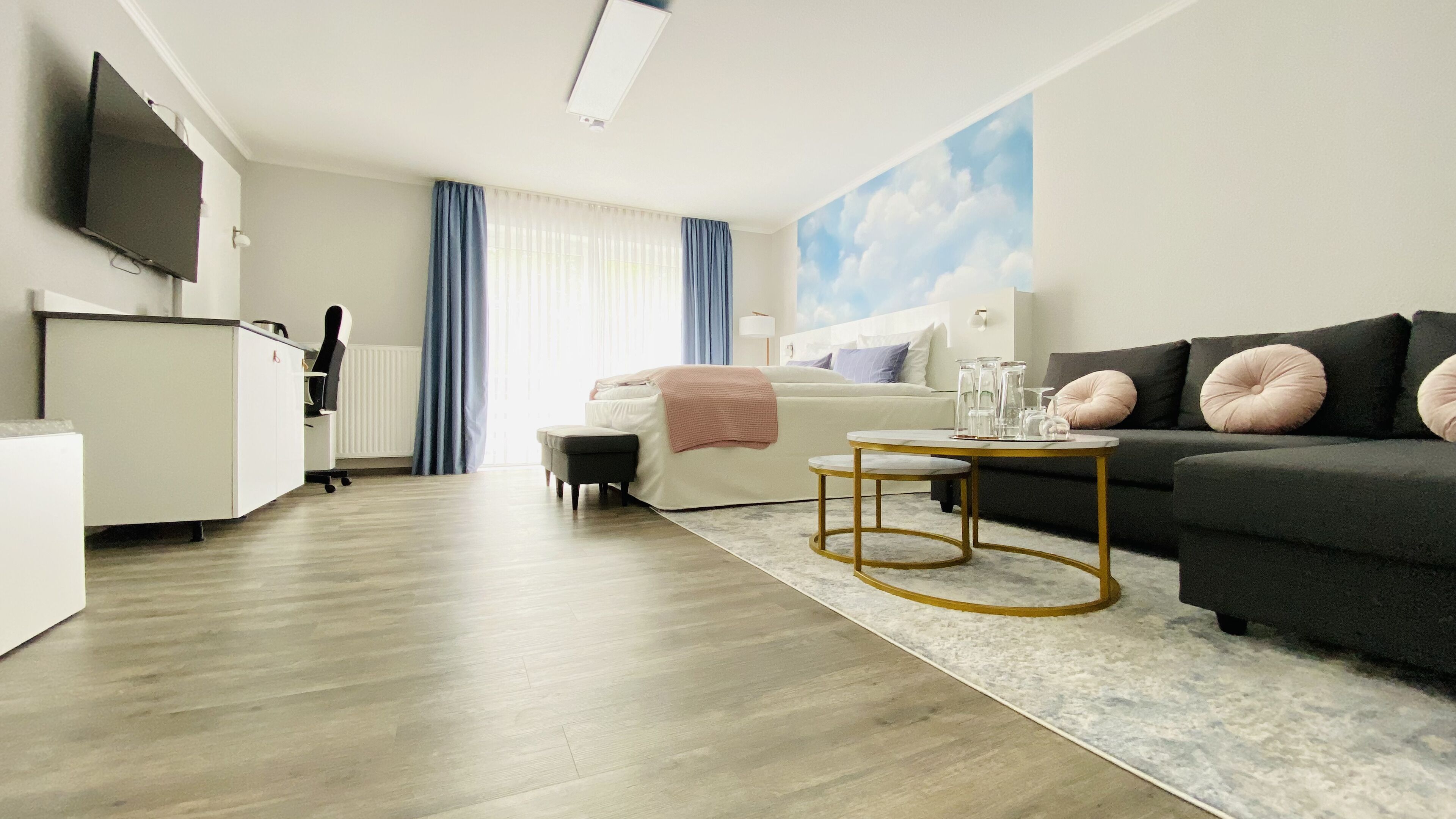 comfort double room | 1 bedroom, hypo-allergenic bedding, in-room safe, desk