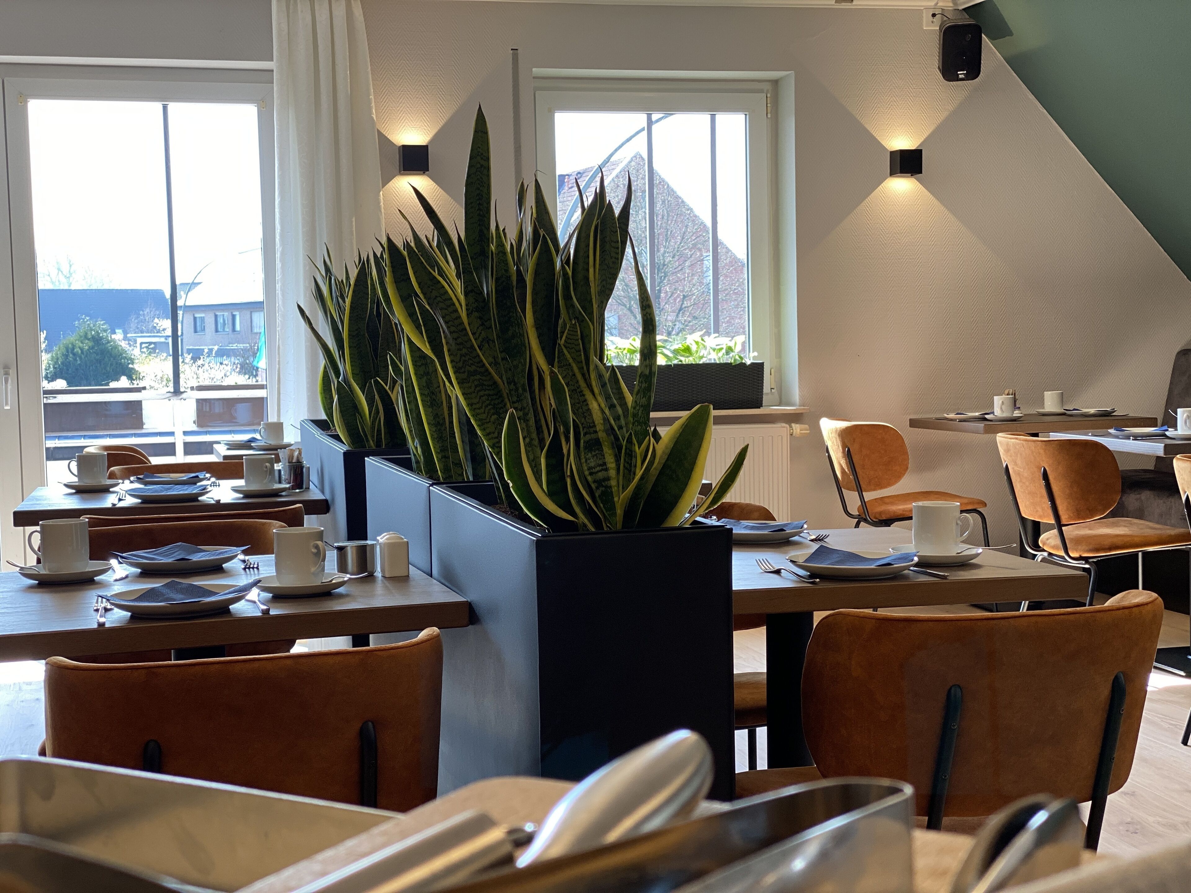 daily buffet breakfast (eur 14 per person)