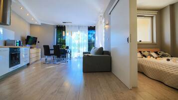 Decoración personalizada, muebles diferentes y escritorio