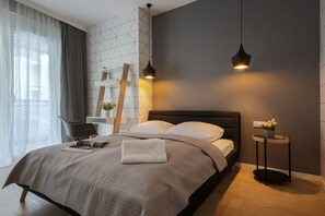 Apartment - ul. Sikorskiego 3H/III | Individually decorated, individually furnished, desk, soundproofing - Boogie Apartments Old Town (Wroclaw)