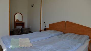 Desk, cribs/infant beds, rollaway beds, free WiFi