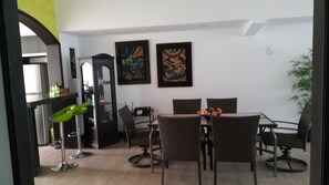 Essbereich im Zimmer