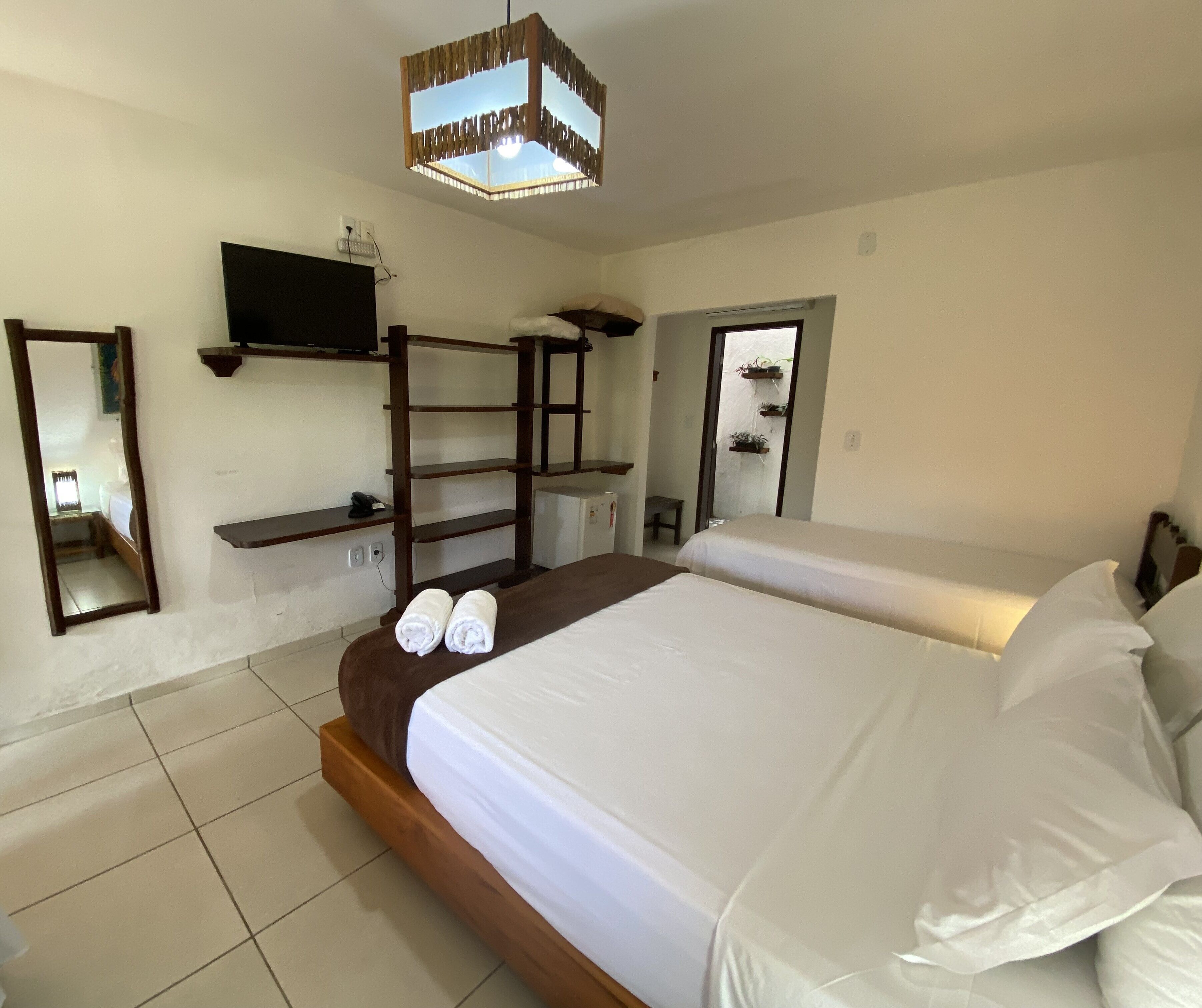 comfort room, 1 bedroom | 1 bedroom, minibar, free wifi, bed sheets