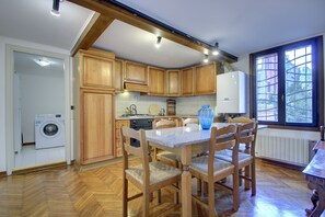 Apartment | Private kitchen | Fridge, microwave, stovetop, dishwasher