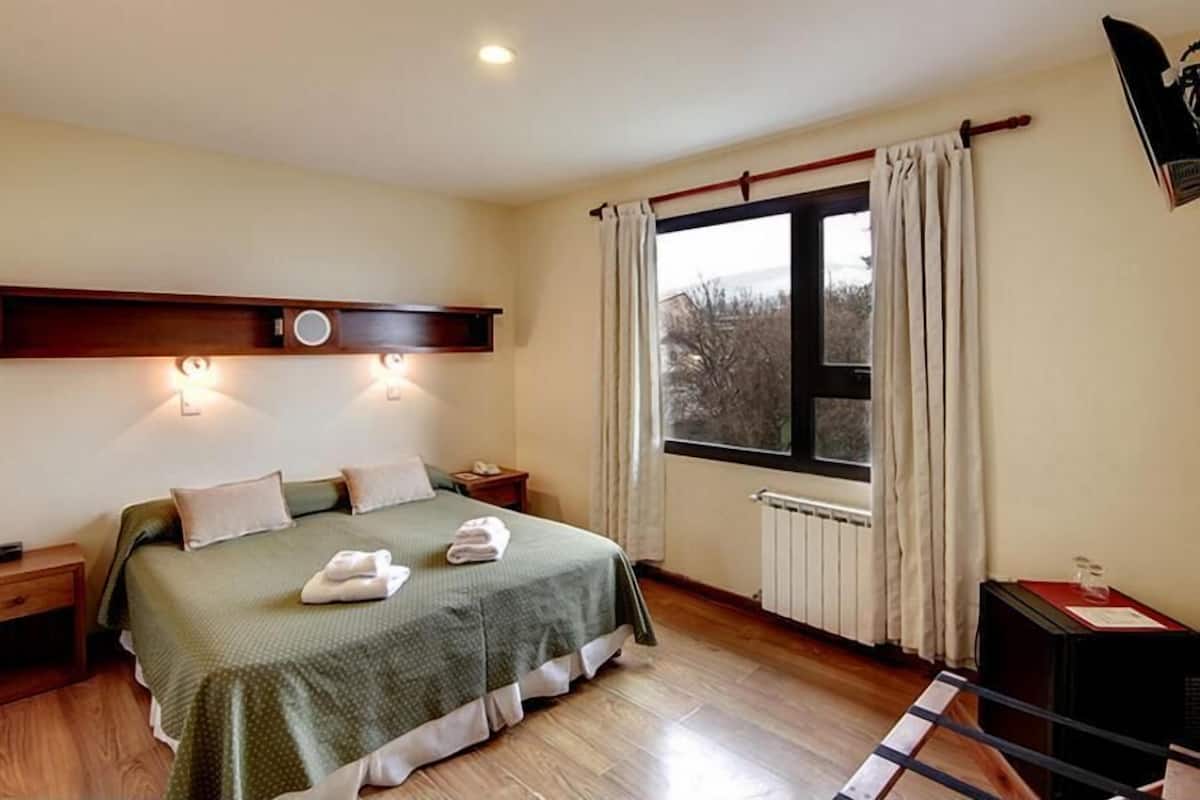 Wifi gratis y ropa de cama
