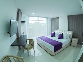 Premium bedding, down duvets, minibar, in-room safe