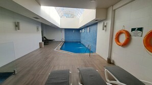 Ảnh chưa phân loại, 5 trong số 48 ảnh, nút