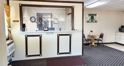 Economy Inn