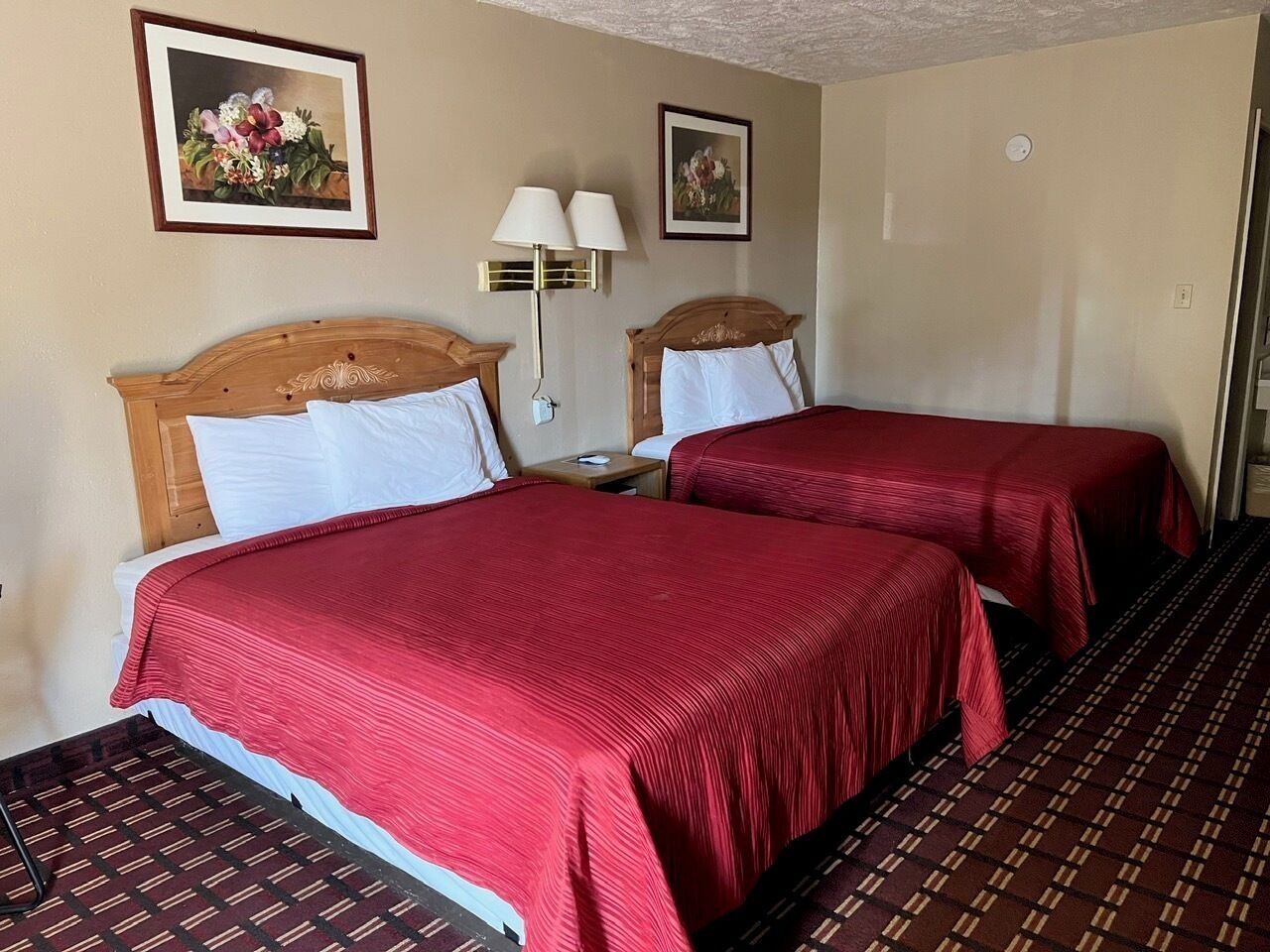 Standard Room, 2 Queen Beds